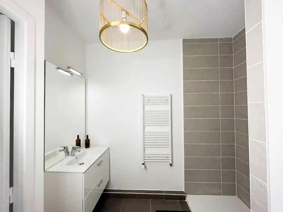 Suite Helena Villeurbanne France